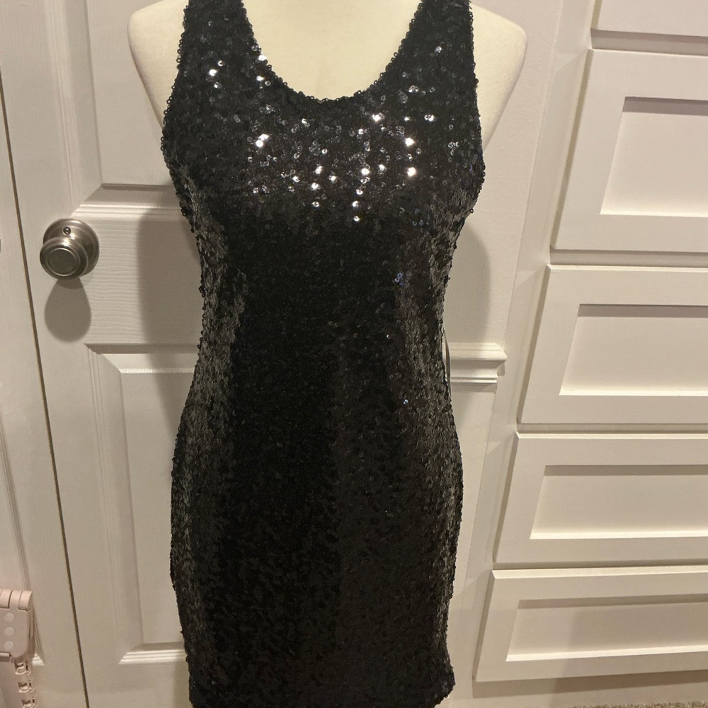 Elegant Black Sequin Midi Dress, Brand New with Tags! - Picture 7 of 9